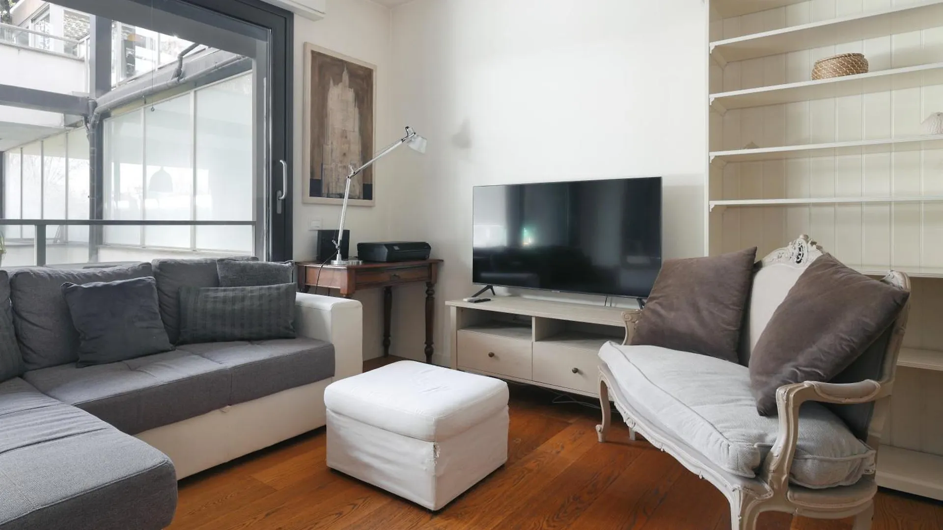 Joivy Delightful Family Flat With Terrace Apartment Milan